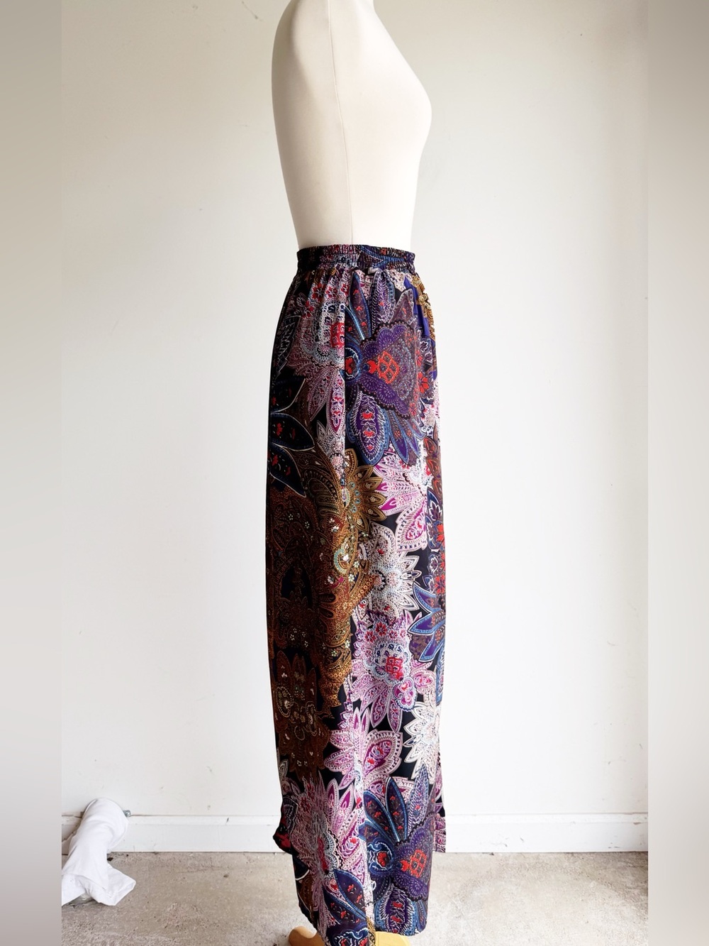 Vanessa Virginia Anthropologie Boho Paisley Maxi Skirt Tassel Button Front Mediu - Picture 5 of 8